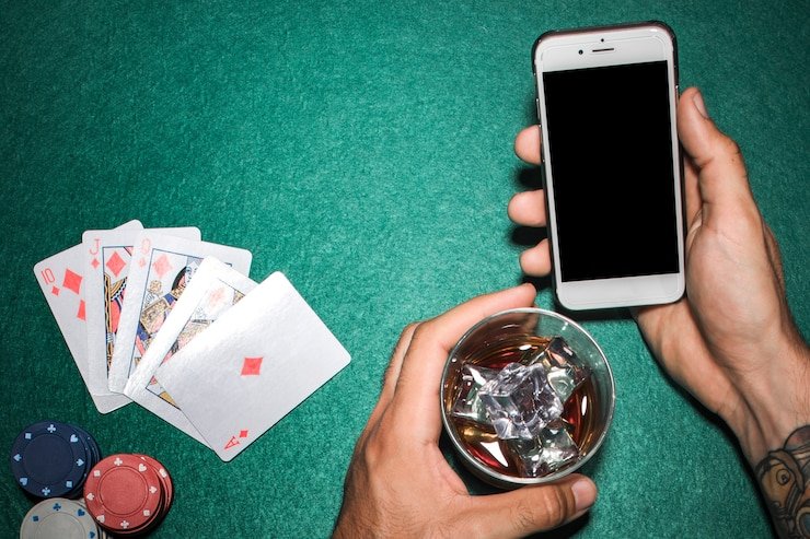 Berbagai pilihan meja permainan Live Casino di pgmax88 termasuk Baccarat dan Roulette
